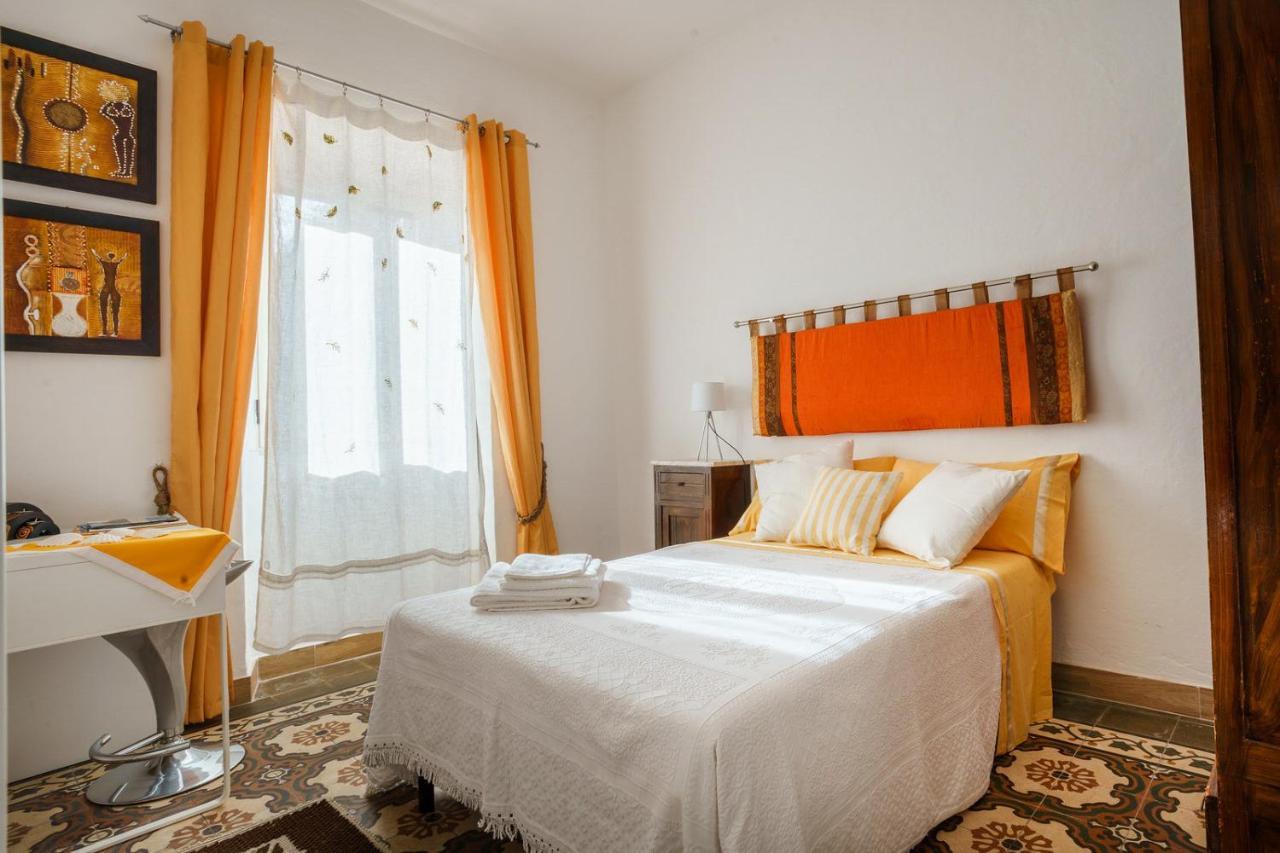 Holiday Home Alle Pavoncelle, Indipendente Con Terrazzo Di 60 Mq Portoscuso Dış mekan fotoğraf